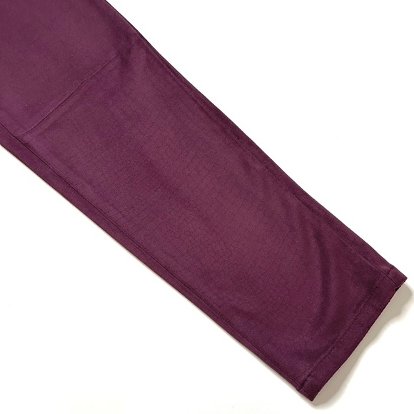 Velvety Burgundy Pant Size 8 - Picture 4 of 12